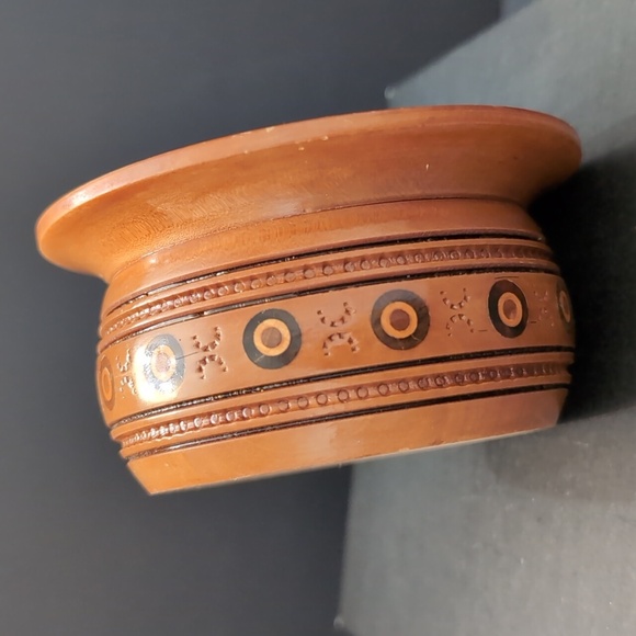 VGT,1983 Decorative Round Brown/ Orange Ukranian Hutsul Box. - Picture 4 of 9